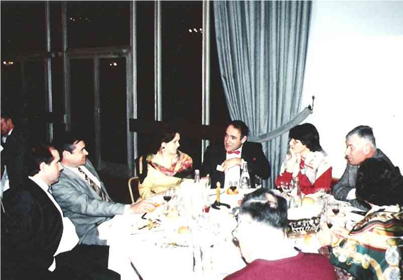 Num04.jpg - Les tables...