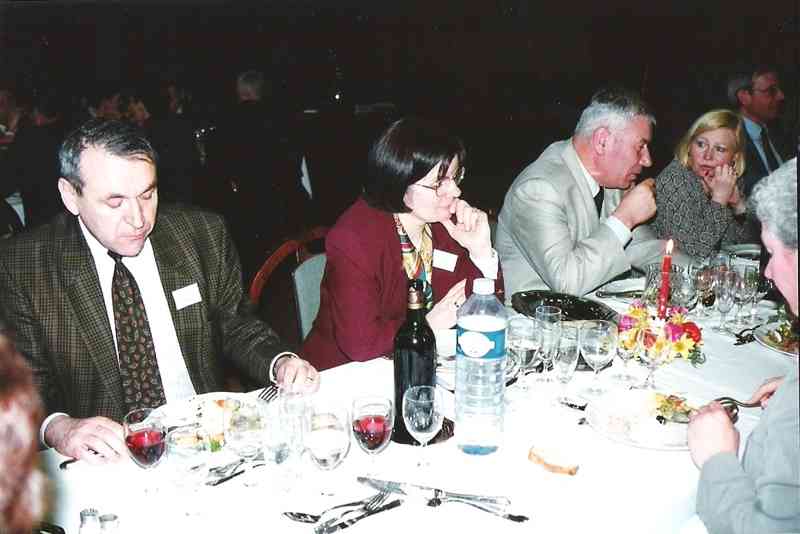 Num08.jpg - Les tables...