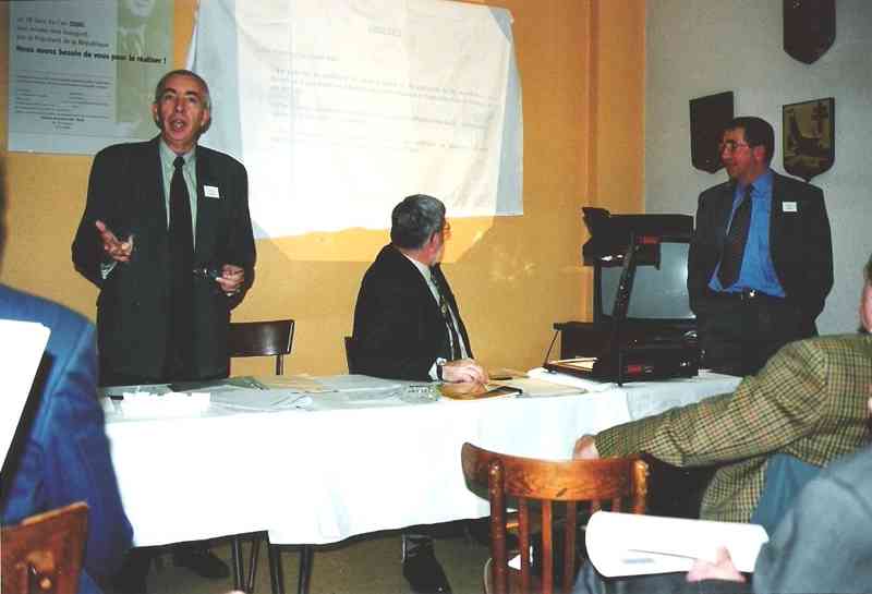 Num04.jpg - ...