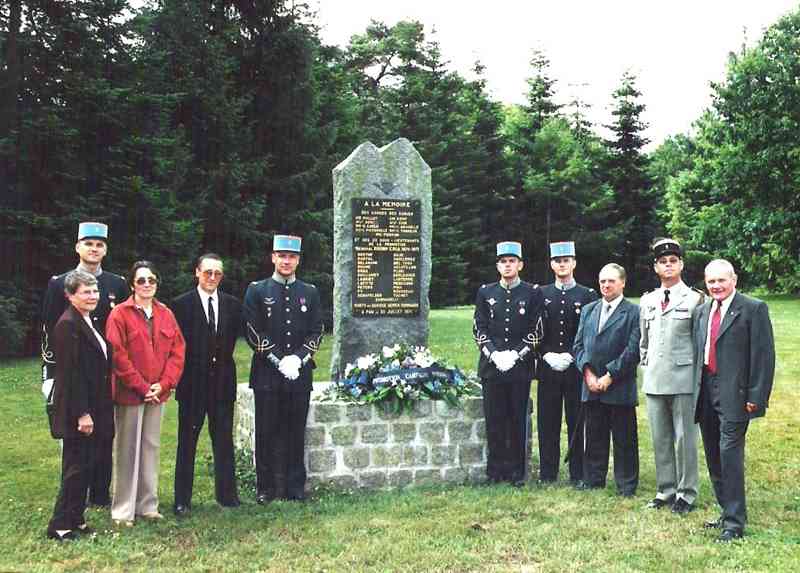 Num02.jpg -  Les participants de la « général Kœnig », avec quelques membres de la promotion en cours de scolarité.