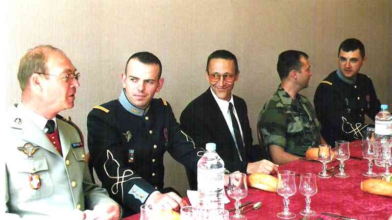 Num03.jpg - Les tables...