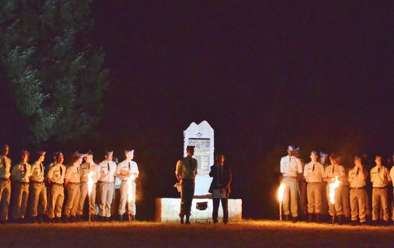 02_DZU_8407.jpg - Évocation devant la stèle « promotion général Kœnig »