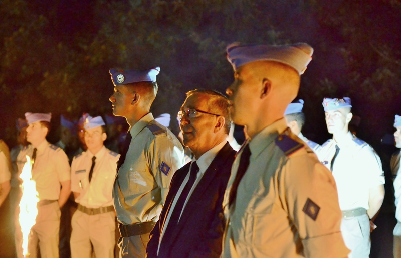 04_DZU_8409.jpg - ...