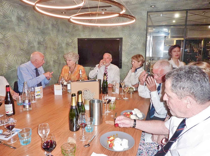 19_eby_P1030187.jpg - ...