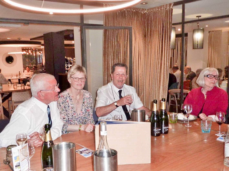 21_eby_P1030189.jpg - ...