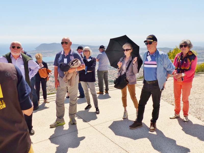 05_clem_P1250379-1688672210680.jpg - ... à la présentation.