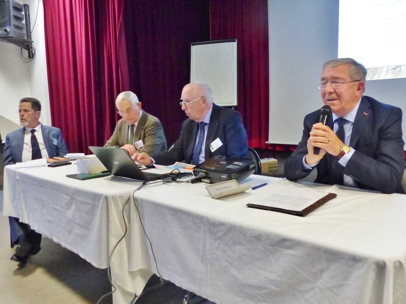 02_clem_P1250406-1688672304317.jpg - ... au complet.