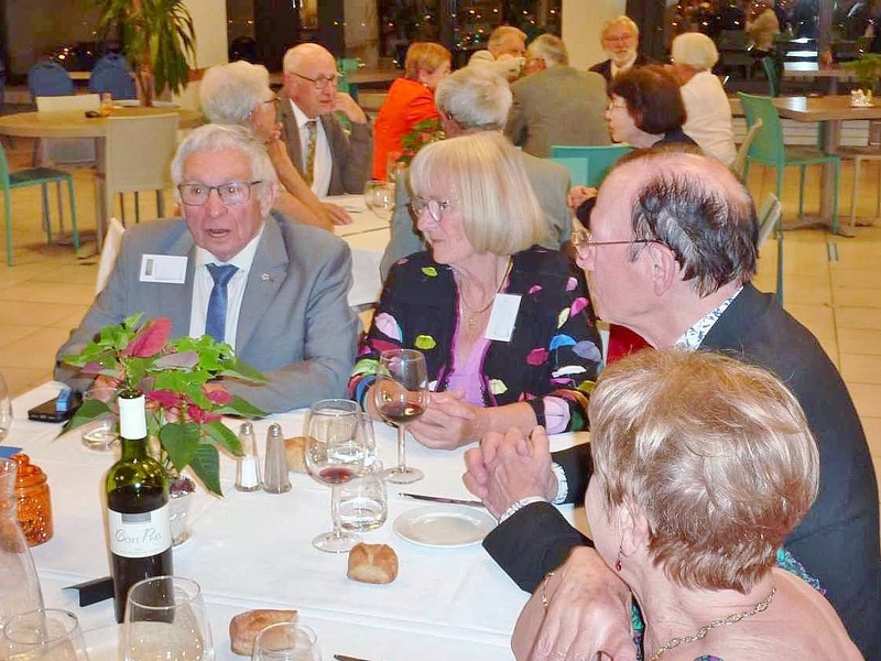 36_eby_P1030335.jpg - ...