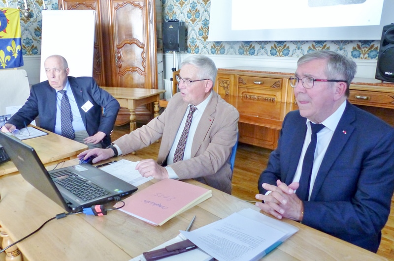 01_clement_P1280003.jpg - Le bureau.